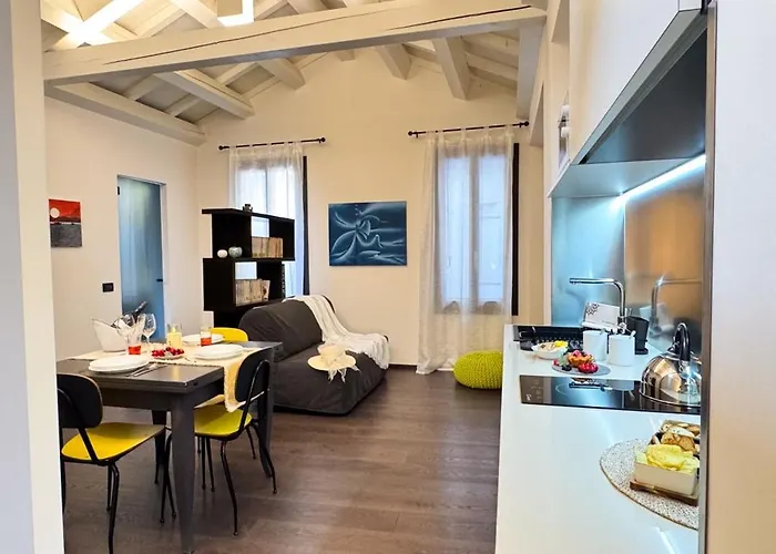 Tema By Ca-sa Check Lägenhet *