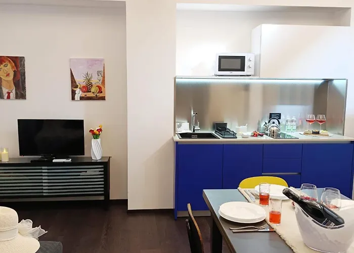 Tema By Ca-sa Check Lägenhet *